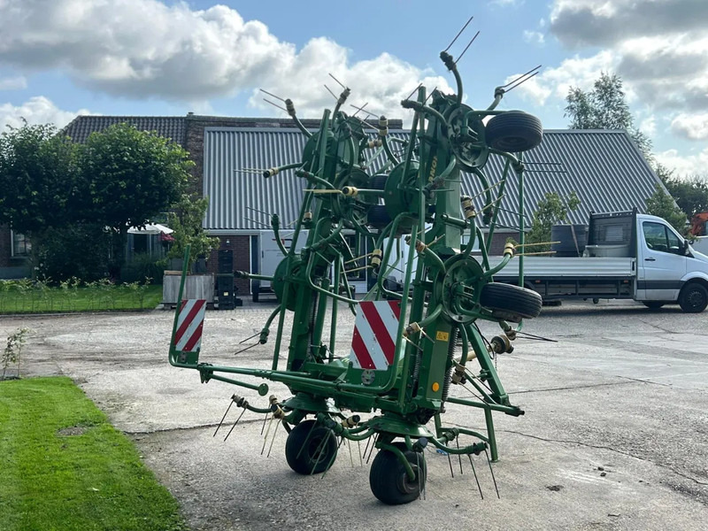 Krone KW 8.82/8 Schudder 8 elements Schudder - Сеноворошилка: фото 4 Krone KW 8.82/8 Schudder 8 elements Schudder - Сеноворошилка: фото 4