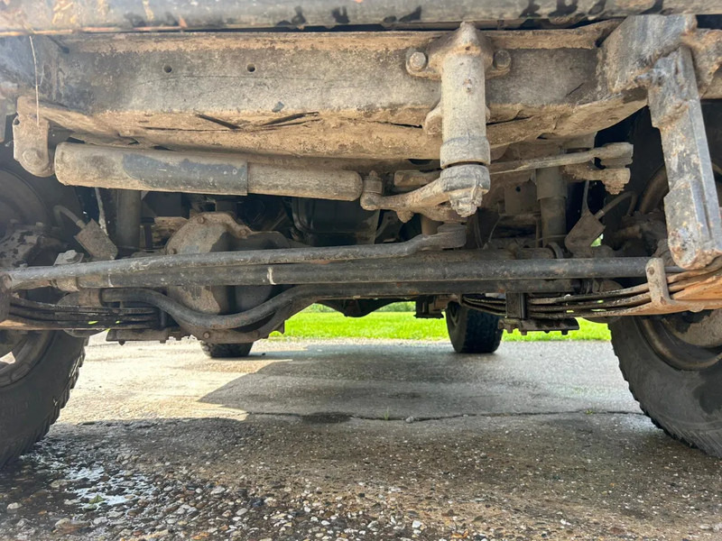 Легковой автомобиль Nissan Patrol Patrol R 2.8 Turbo Diesel GRIJS KENTEKEN YOUNG TIMER: фото 9 Легковой автомобиль Nissan Patrol Patrol R 2.8 Turbo Diesel GRIJS KENTEKEN YOUNG TIMER: фото 9