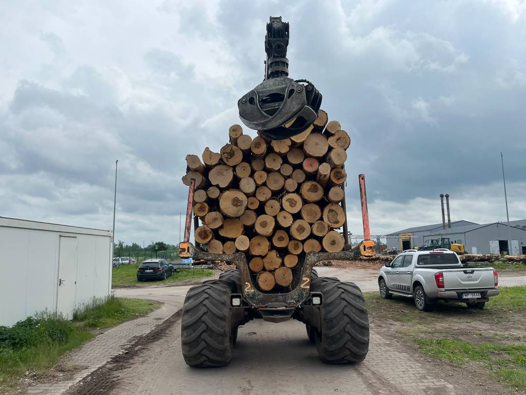 Komatsu 845 - Форвардер: фото 5 Komatsu 845 - Форвардер: фото 5