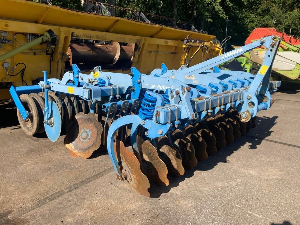 Lemken Rubin 9/300 U - Дисковая борона: фото 1 Lemken Rubin 9/300 U - Дисковая борона: фото 1