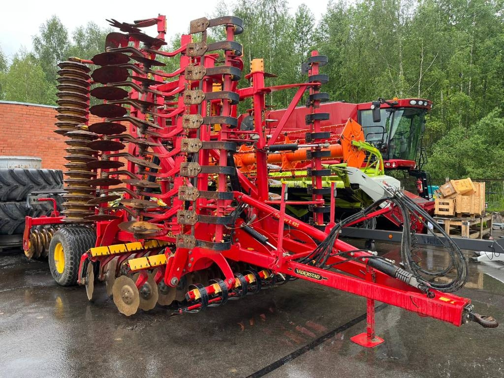 Vaderstad Carrier L 825  - Дисковая борона: фото 1 Vaderstad Carrier L 825  - Дисковая борона: фото 1