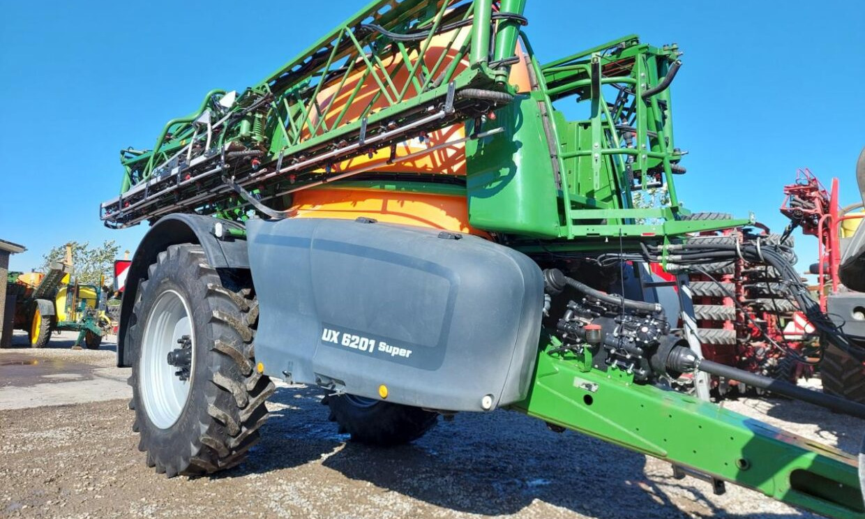 Amazone UX 6201 Super - 24-30-36m - Прицепной опрыскиватель: фото 3 Amazone UX 6201 Super - 24-30-36m - Прицепной опрыскиватель: фото 3