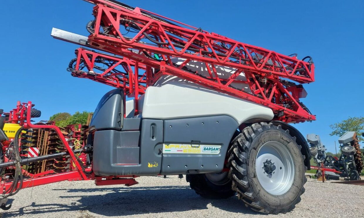Bargam Spraymax 6500 - 24/36m - Прицепной опрыскиватель: фото 1 Bargam Spraymax 6500 - 24/36m - Прицепной опрыскиватель: фото 1