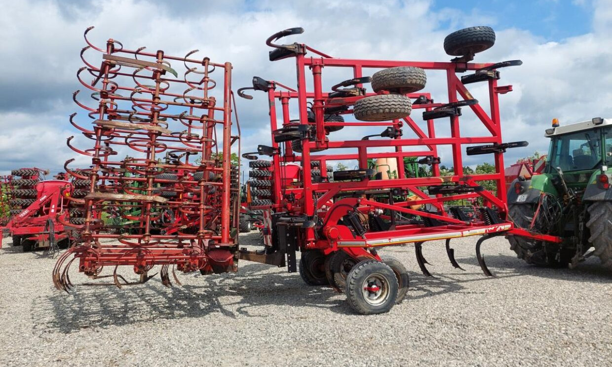 Horsch TERRANO 8 FG + Kverneland C - Борона: фото 2 Horsch TERRANO 8 FG + Kverneland C - Борона: фото 2