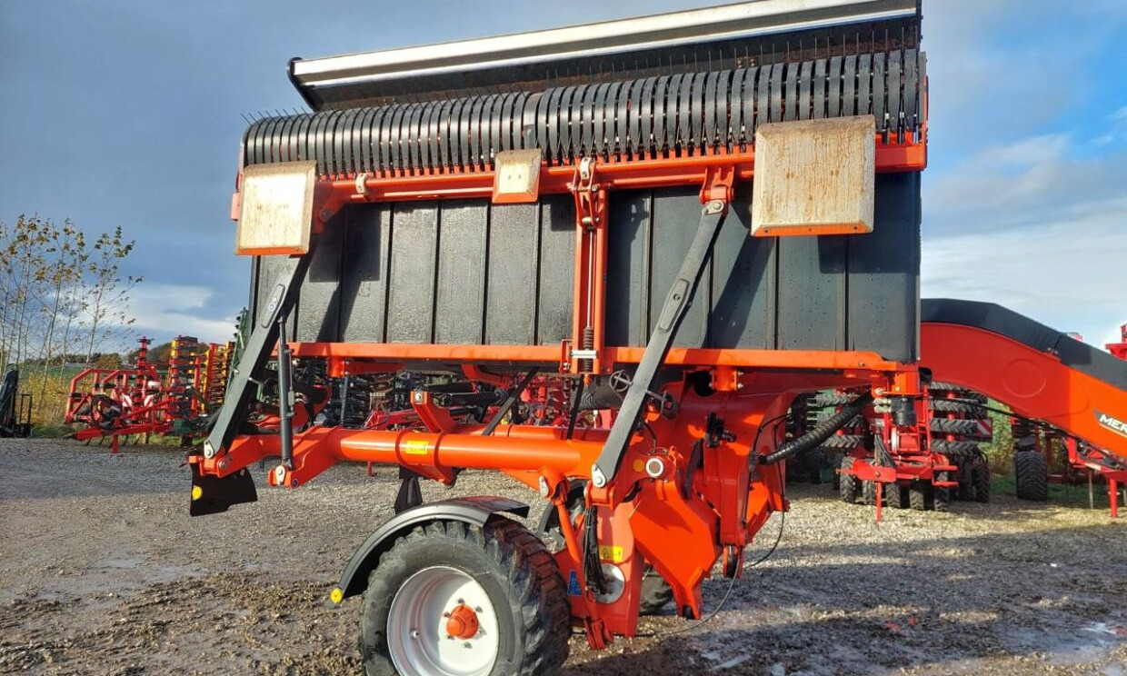 Kuhn Merge Maxx 950 - Сеноворошилка: фото 2 Kuhn Merge Maxx 950 - Сеноворошилка: фото 2