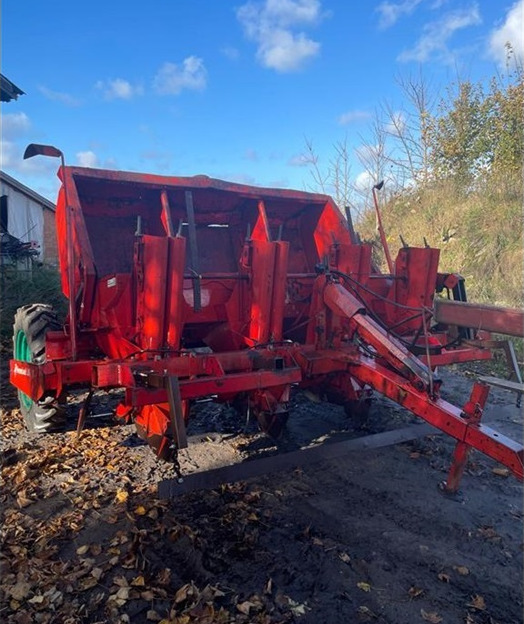 Underhaug UN-3200 - Картофелесажалка: фото 2 Underhaug UN-3200 - Картофелесажалка: фото 2