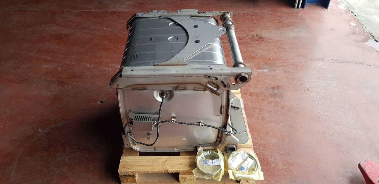 Eberspächer SC 2031 SH 5004 Mercedes-Benz ACTROS MB2 - Катализатор для Грузовиков: фото 3 Eberspächer SC 2031 SH 5004 Mercedes-Benz ACTROS MB2 - Катализатор для Грузовиков: фото 3