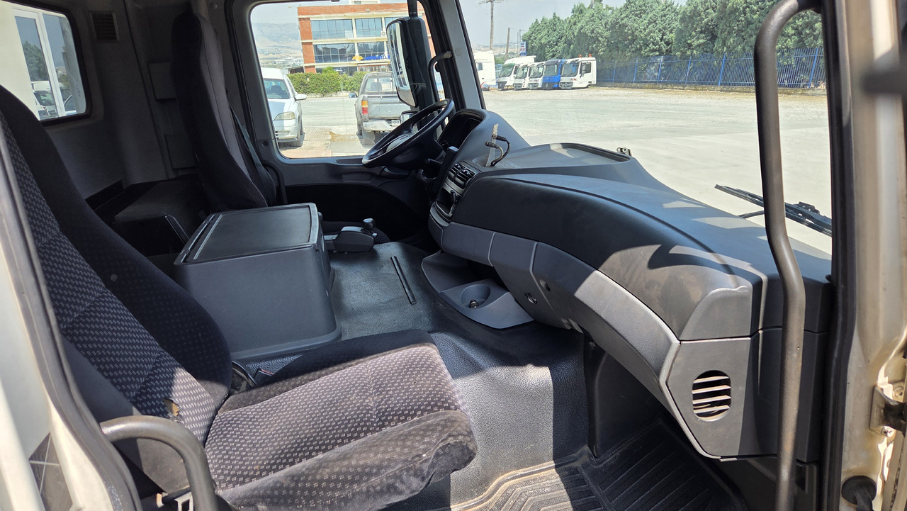 Кабина MERCEDES ACTROS MP3 MEDIUM: фото 10 Кабина MERCEDES ACTROS MP3 MEDIUM: фото 10