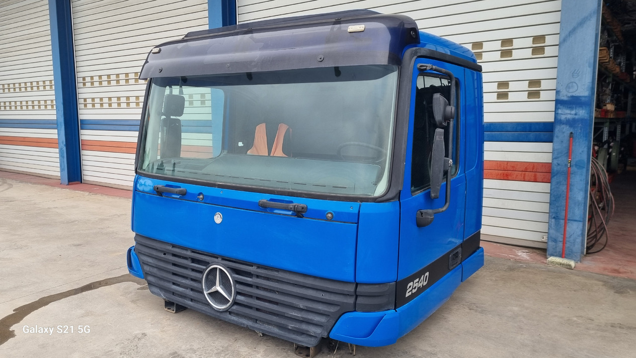 MERCEDES-BENZ ACTROS MP1 - Кабина: фото 1 MERCEDES-BENZ ACTROS MP1 - Кабина: фото 1