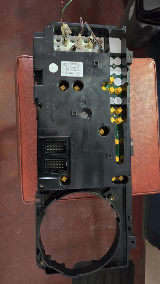 MERCEDES-BENZ INSTRUMENT PANEL MERCEDES ATEGO - Приборная панель для Грузовиков: фото 3 MERCEDES-BENZ INSTRUMENT PANEL MERCEDES ATEGO - Приборная панель для Грузовиков: фото 3