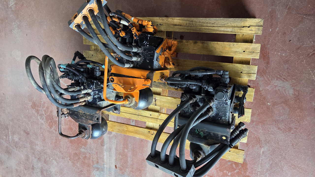 MERCEDES-BENZ STEERING UNIT - Рулевое колесо: фото 5 MERCEDES-BENZ STEERING UNIT - Рулевое колесо: фото 5