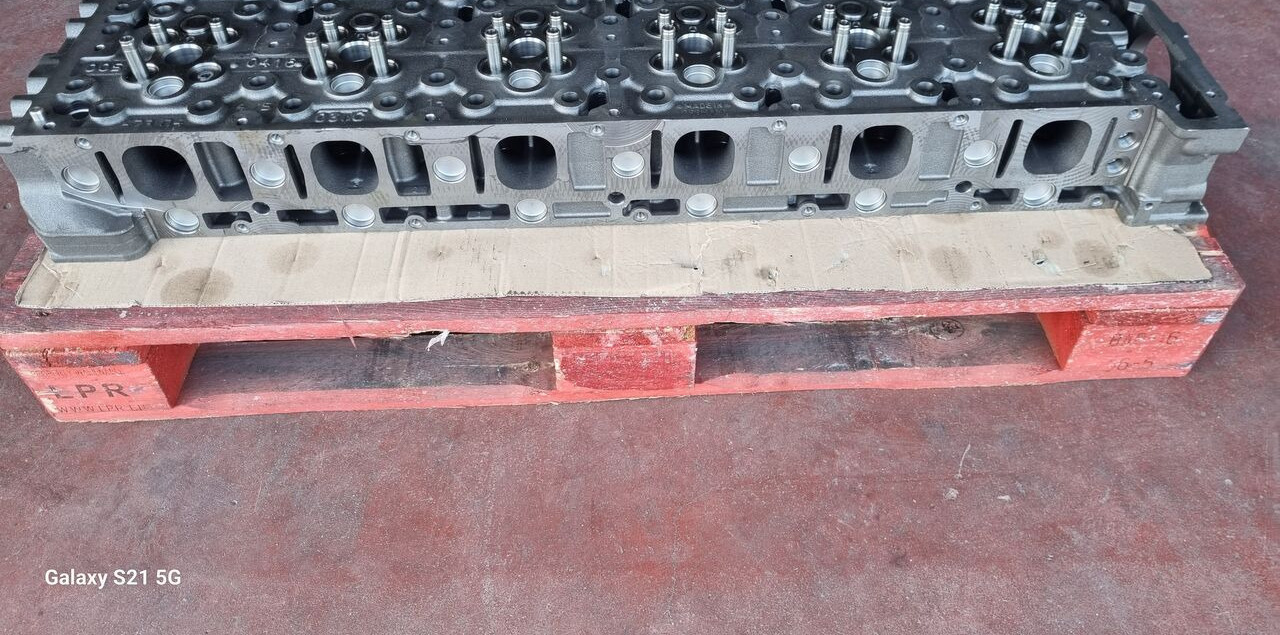 Mercedes-Benz  A4730101420  Mercedes-Benz ACTROS MP4 EURO 6 - Головка блока для Грузовиков: фото 5 Mercedes-Benz  A4730101420  Mercedes-Benz ACTROS MP4 EURO 6 - Головка блока для Грузовиков: фото 5