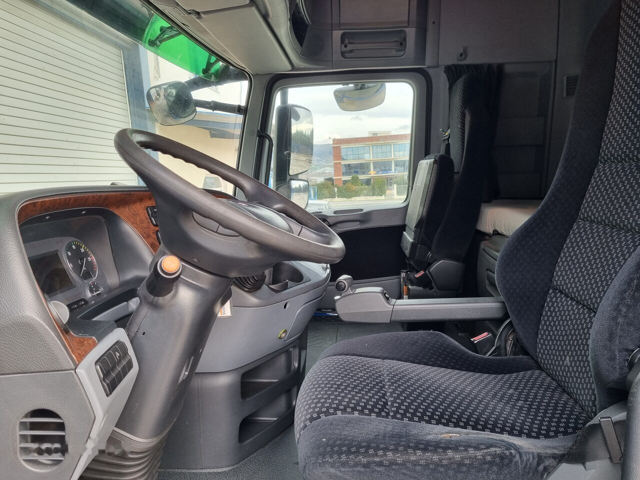 Mercedes-Benz ACTROS MP3 - Кабина для Грузовиков: фото 4 Mercedes-Benz ACTROS MP3 - Кабина для Грузовиков: фото 4