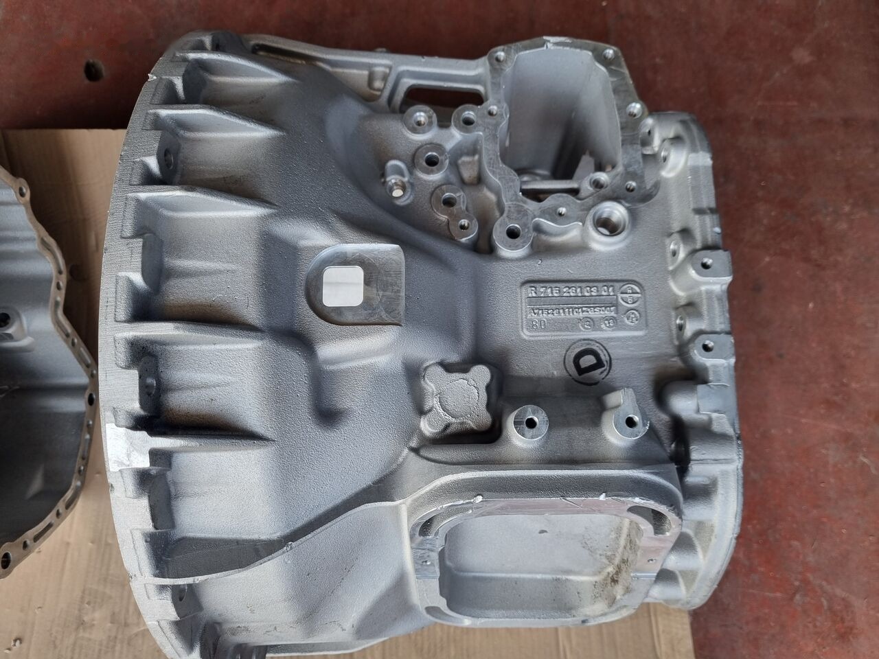 Mercedes-Benz TRANSMISSION HOUSING Mercedes-Benz ACTROS MP4 EURO 6 - Коробка передач для Грузовиков: фото 2 Mercedes-Benz TRANSMISSION HOUSING Mercedes-Benz ACTROS MP4 EURO 6 - Коробка передач для Грузовиков: фото 2