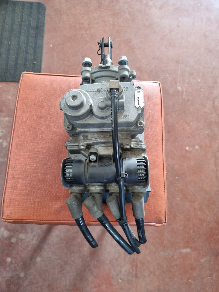 WABCO ATEGO 2 - Тормозной клапан для Грузовиков: фото 1 WABCO ATEGO 2 - Тормозной клапан для Грузовиков: фото 1