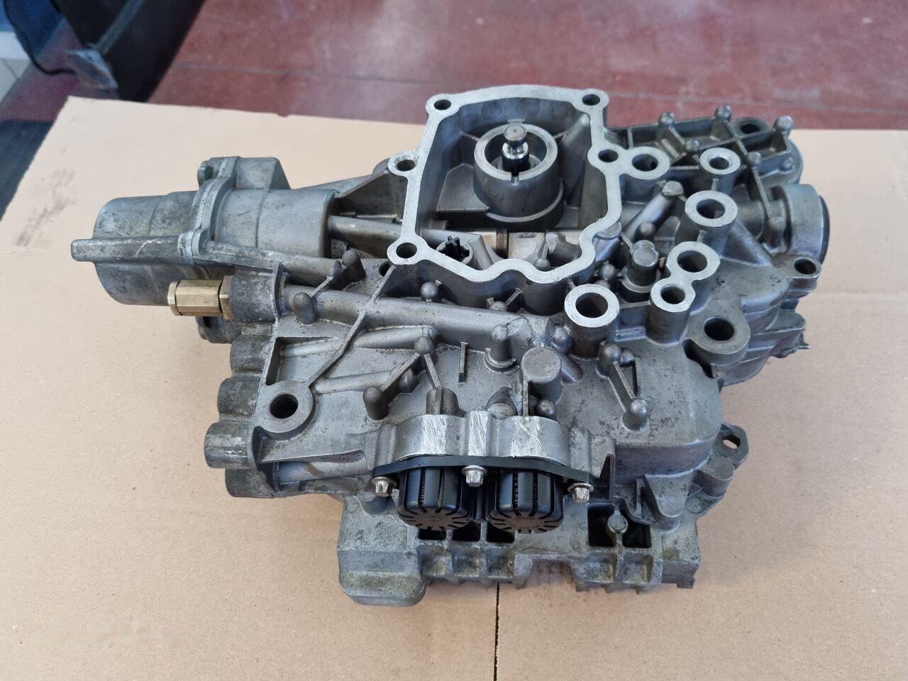 WABCO SHIFTING CYLINDER Mercedes-Benz ACTROS MP4 EURO 6 - Рычаг переключения передач для Грузовиков: фото 5 WABCO SHIFTING CYLINDER Mercedes-Benz ACTROS MP4 EURO 6 - Рычаг переключения передач для Грузовиков: фото 5