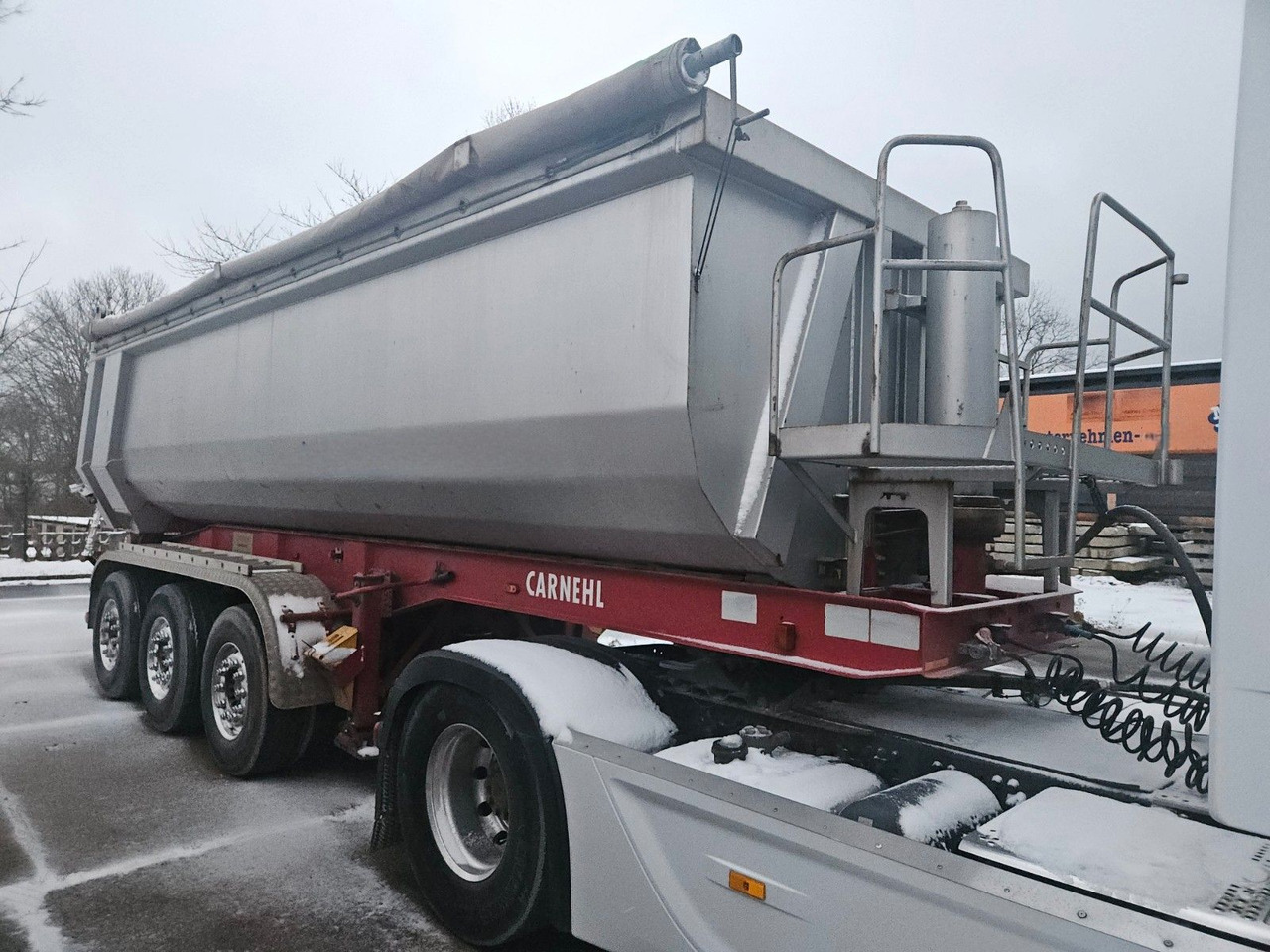Carnehl 26 m³ Stahlmulde TOP ZUSTAND - Самосвальный полуприцеп: фото 1 Carnehl 26 m³ Stahlmulde TOP ZUSTAND - Самосвальный полуприцеп: фото 1