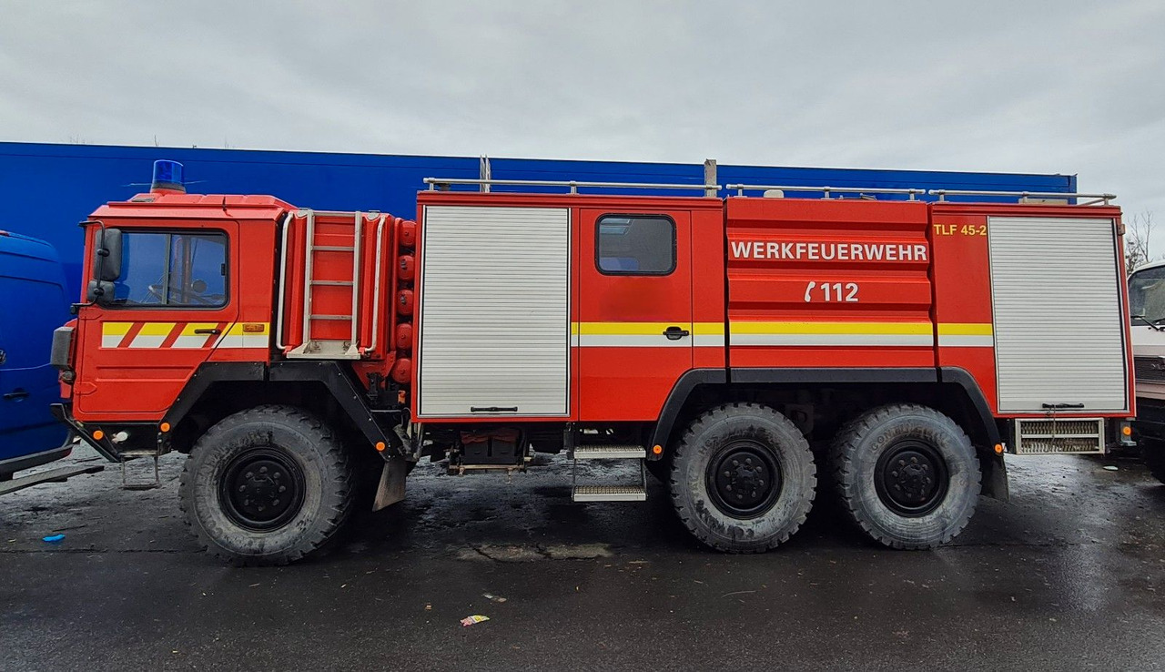 MAN 15.232 DF 6x6 KAT1 Feuerwehr TLF 4500/500 - Грузовик-цистерна: фото 2 MAN 15.232 DF 6x6 KAT1 Feuerwehr TLF 4500/500 - Грузовик-цистерна: фото 2