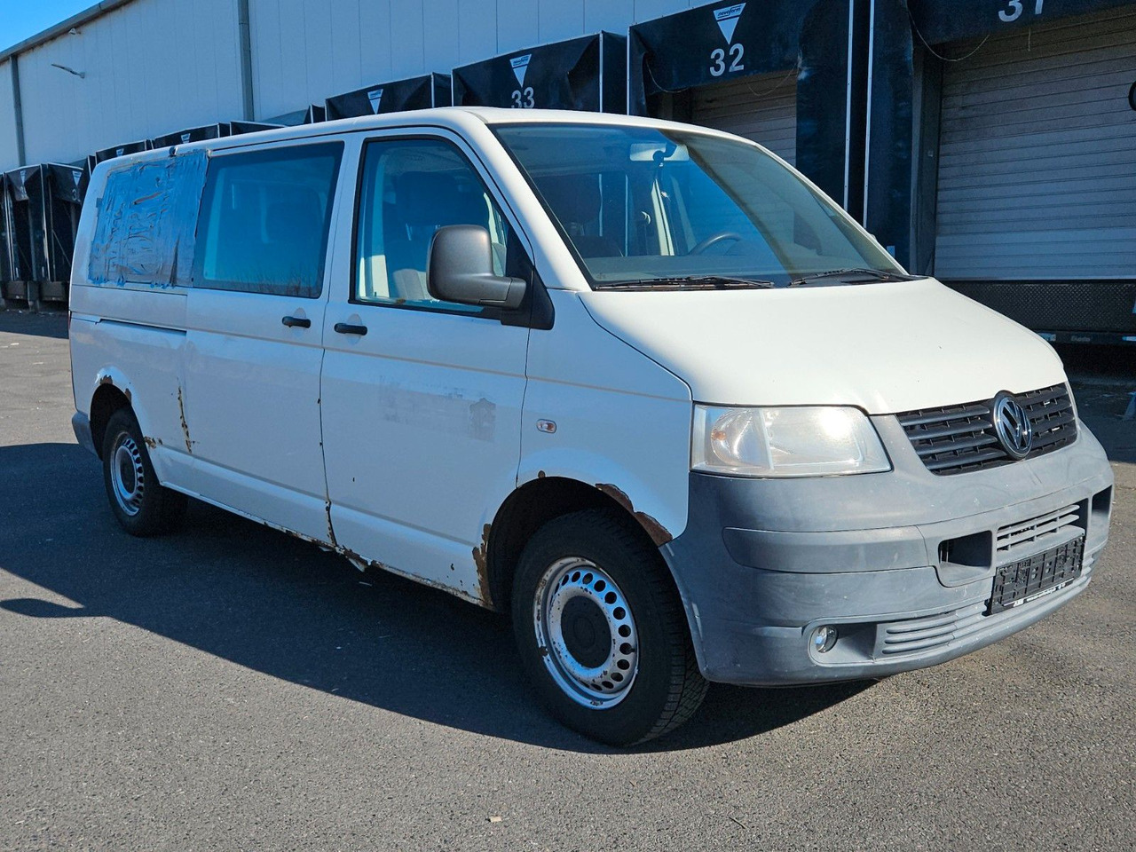 Volkswagen T5 9 Sitzer lang - Пассажирский фургон: фото 4 Volkswagen T5 9 Sitzer lang - Пассажирский фургон: фото 4