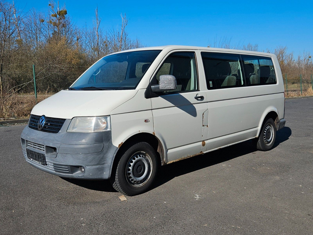 Volkswagen T5 lang 9 Sitzer, Klima, Standheizung - Пассажирский фургон: фото 1 Volkswagen T5 lang 9 Sitzer, Klima, Standheizung - Пассажирский фургон: фото 1