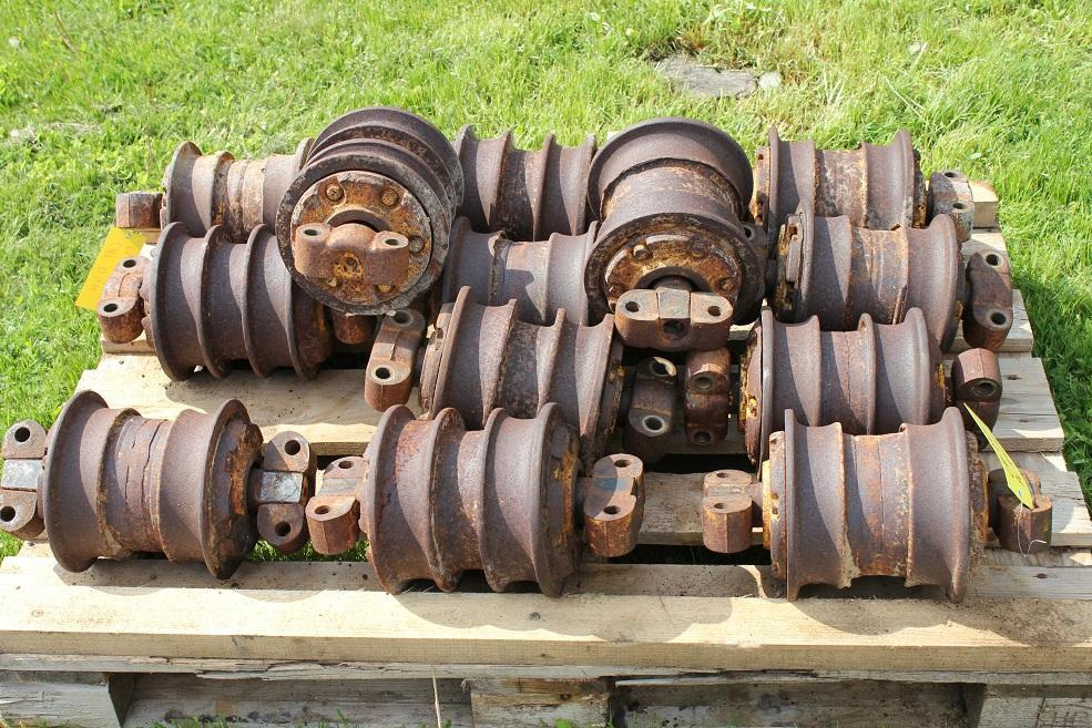 Caterpillar D 4-H - Опорный каток для Строительной техники: фото 3 Caterpillar D 4-H - Опорный каток для Строительной техники: фото 3