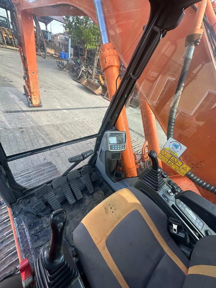 Гусеничный экскаватор Doosan DX 255 LC: фото 13