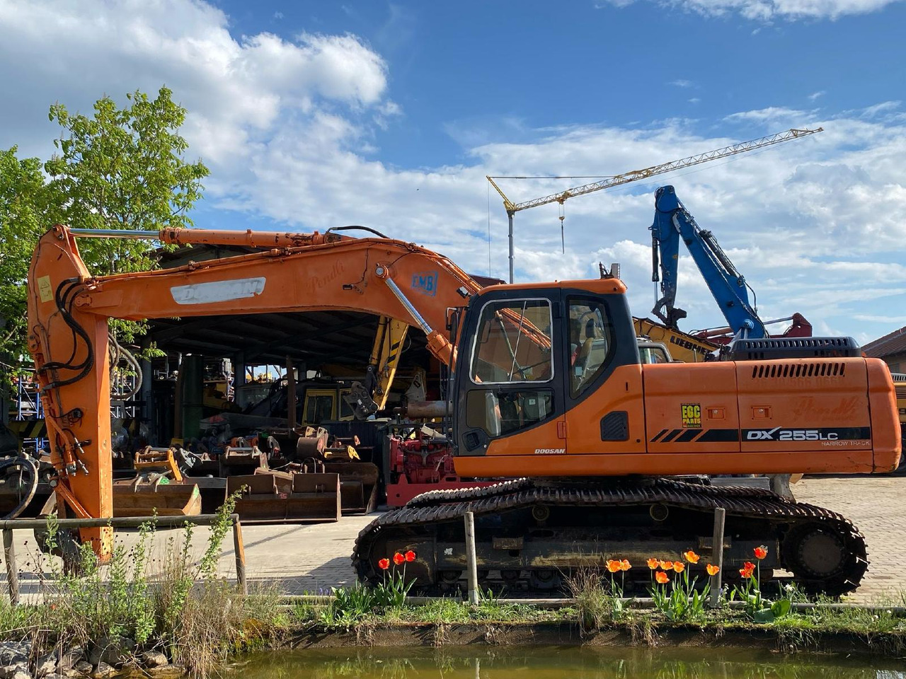 Doosan DX 255 LC - Гусеничный экскаватор: фото 1 Doosan DX 255 LC - Гусеничный экскаватор: фото 1