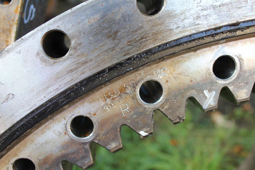 Komatsu PW 95 - Поворотное кольцо для Строительной техники: фото 4 Komatsu PW 95 - Поворотное кольцо для Строительной техники: фото 4