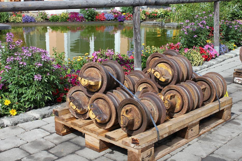 Liebherr LR 621 - Опорный каток для Строительной техники: фото 2 Liebherr LR 621 - Опорный каток для Строительной техники: фото 2