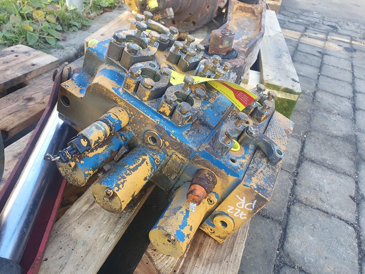 Liebherr PR 722 - Гидравлический клапан для Строительной техники: фото 4 Liebherr PR 722 - Гидравлический клапан для Строительной техники: фото 4