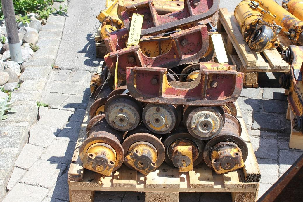 Liebherr R 921 - Опорный каток для Строительной техники: фото 4 Liebherr R 921 - Опорный каток для Строительной техники: фото 4