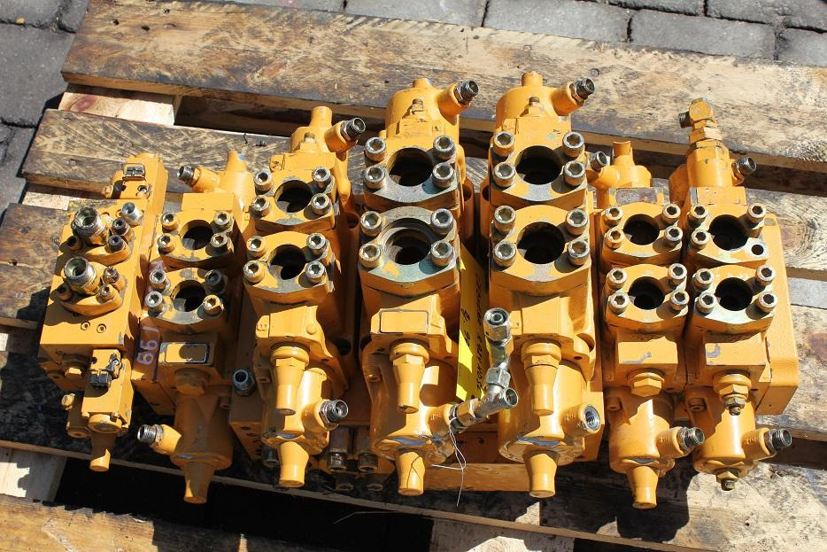 Liebherr R 924 HDSL - Гидравлический клапан для Строительной техники: фото 4 Liebherr R 924 HDSL - Гидравлический клапан для Строительной техники: фото 4