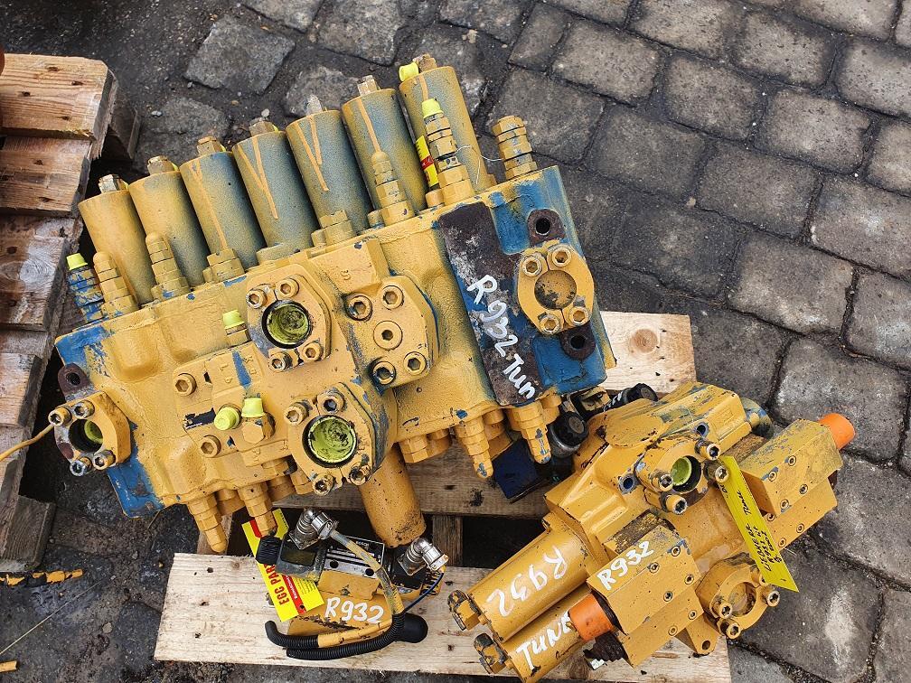 Liebherr R 932 LIT - Гидравлический клапан для Строительной техники: фото 1 Liebherr R 932 LIT - Гидравлический клапан для Строительной техники: фото 1