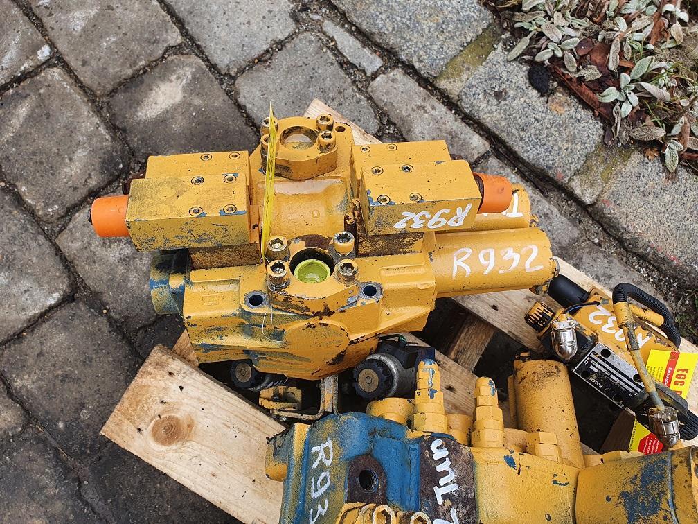 Liebherr R 932 LIT - Гидравлический клапан для Строительной техники: фото 3 Liebherr R 932 LIT - Гидравлический клапан для Строительной техники: фото 3