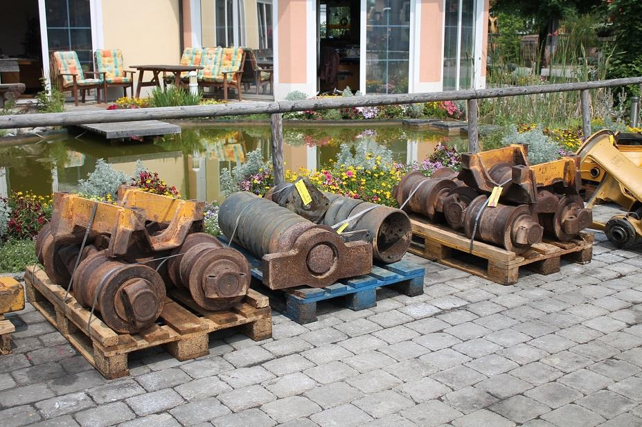 Liebherr R 974 - Опорный каток для Строительной техники: фото 3 Liebherr R 974 - Опорный каток для Строительной техники: фото 3