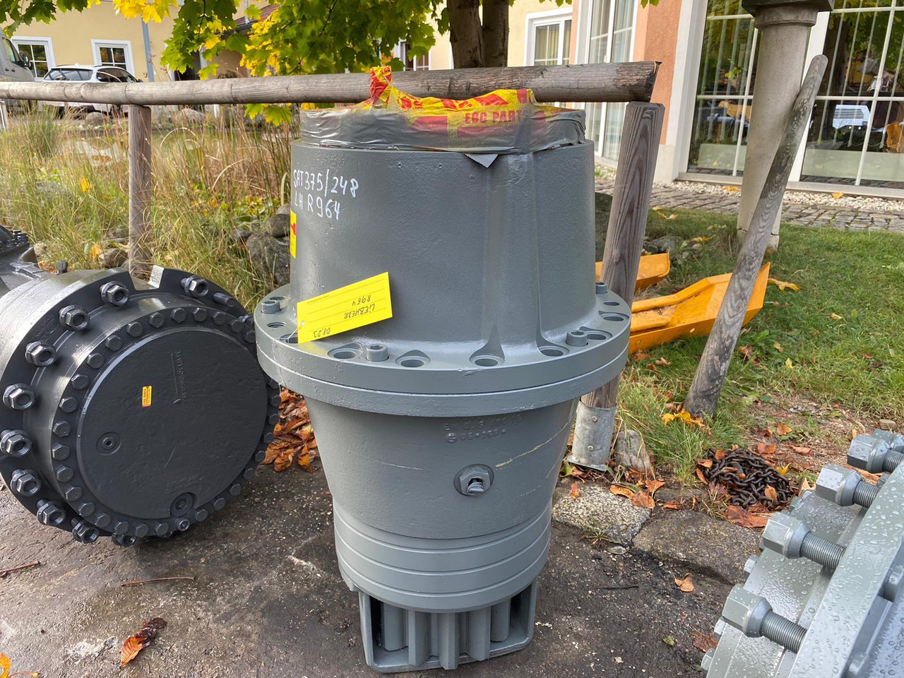 Liebherr SAT 375/ 248 aus R 964 - Поворотный редуктор для Строительной техники: фото 1 Liebherr SAT 375/ 248 aus R 964 - Поворотный редуктор для Строительной техники: фото 1