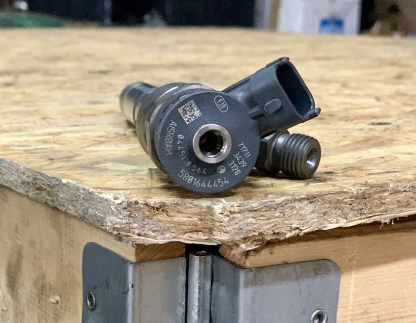 0445110564 for IVECO Daily 3.0 commercial vehicle - Распределитель впрыска для Коммерческих автомобилей: фото 3 0445110564 for IVECO Daily 3.0 commercial vehicle - Распределитель впрыска для Коммерческих автомобилей: фото 3