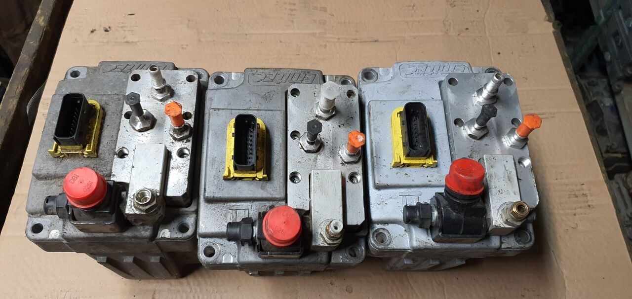 811540361390AB MAN TGX TGL TGM truck - Глушитель/ Выхлопная система для Грузовиков: фото 2 811540361390AB MAN TGX TGL TGM truck - Глушитель/ Выхлопная система для Грузовиков: фото 2