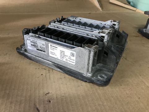 Scania Euro 6 S8 2428092 Scania truck - Блок управления для Грузовиков: фото 1 Scania Euro 6 S8 2428092 Scania truck - Блок управления для Грузовиков: фото 1