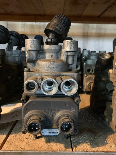 WABCO Zawór główny hamulca 4800015000 DAF 95xf/cf - Тормозной цилиндр для Грузовиков: фото 1 WABCO Zawór główny hamulca 4800015000 DAF 95xf/cf - Тормозной цилиндр для Грузовиков: фото 1