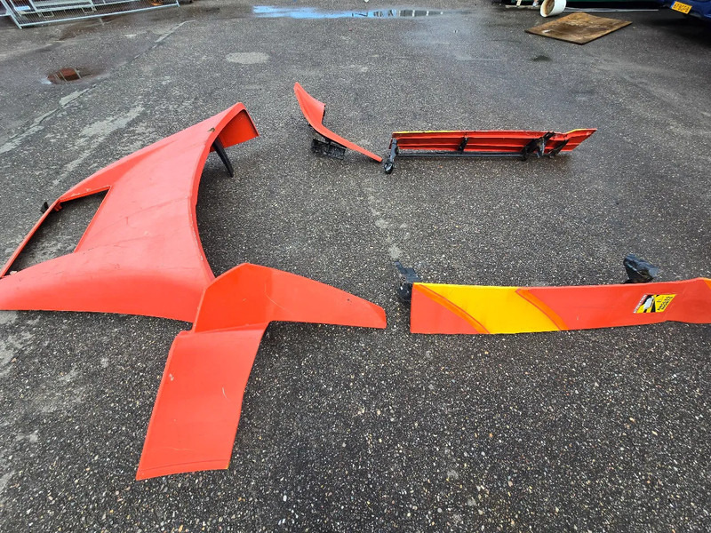 MAN TGX Spoiler - Аэродинамика/ Спойлеры для Грузовиков: фото 2 MAN TGX Spoiler - Аэродинамика/ Спойлеры для Грузовиков: фото 2