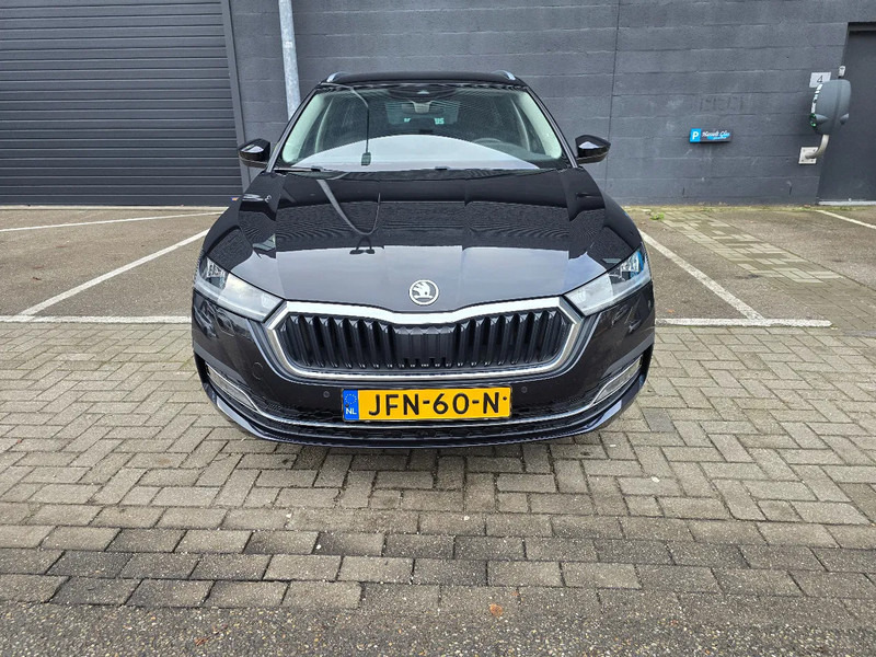 Škoda Octavia Combi 1.0 Benzine - Легковой автомобиль: фото 2 Škoda Octavia Combi 1.0 Benzine - Легковой автомобиль: фото 2