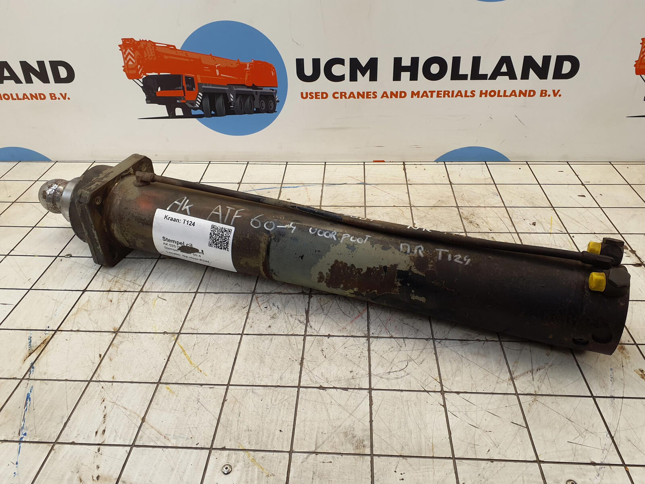 FAUN ATF 60-4 outrigger cylinder front - Гидравлический цилиндр для Кранов: фото 2 FAUN ATF 60-4 outrigger cylinder front - Гидравлический цилиндр для Кранов: фото 2