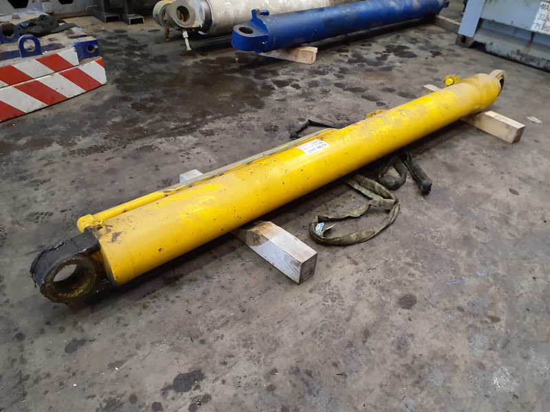 Grove GMK 2035 boom cylinder - Гидравлический цилиндр для Кранов: фото 1 Grove GMK 2035 boom cylinder - Гидравлический цилиндр для Кранов: фото 1