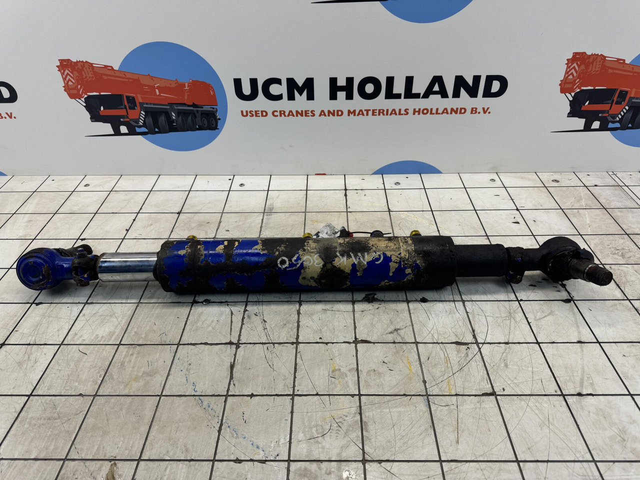 Grove GMK 3050 steering locking cylinder - Гидравлический цилиндр для Мобильных кранов: фото 2 Grove GMK 3050 steering locking cylinder - Гидравлический цилиндр для Мобильных кранов: фото 2
