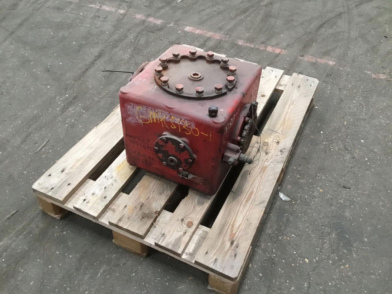 Grove GMK 5130-1 axle 2 diff box - Дифференциал для Мобильных кранов: фото 4 Grove GMK 5130-1 axle 2 diff box - Дифференциал для Мобильных кранов: фото 4