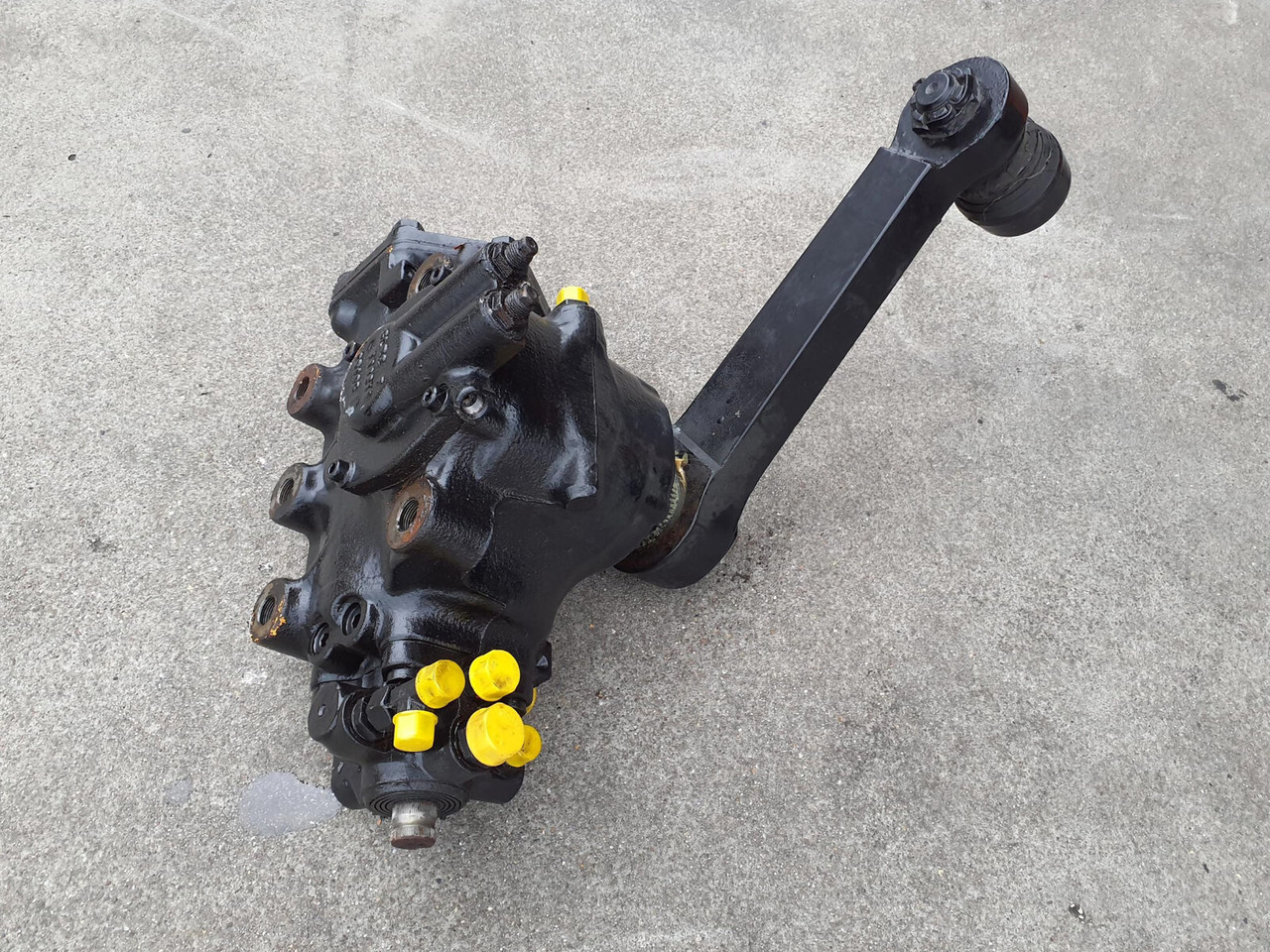 Grove GMK 6400 steering box servocom-zf - Рулевой механизм для Мобильных кранов: фото 2 Grove GMK 6400 steering box servocom-zf - Рулевой механизм для Мобильных кранов: фото 2