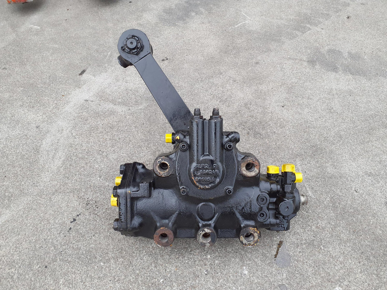 Grove GMK 6400 steering box servocom-zf - Рулевой механизм для Мобильных кранов: фото 3 Grove GMK 6400 steering box servocom-zf - Рулевой механизм для Мобильных кранов: фото 3