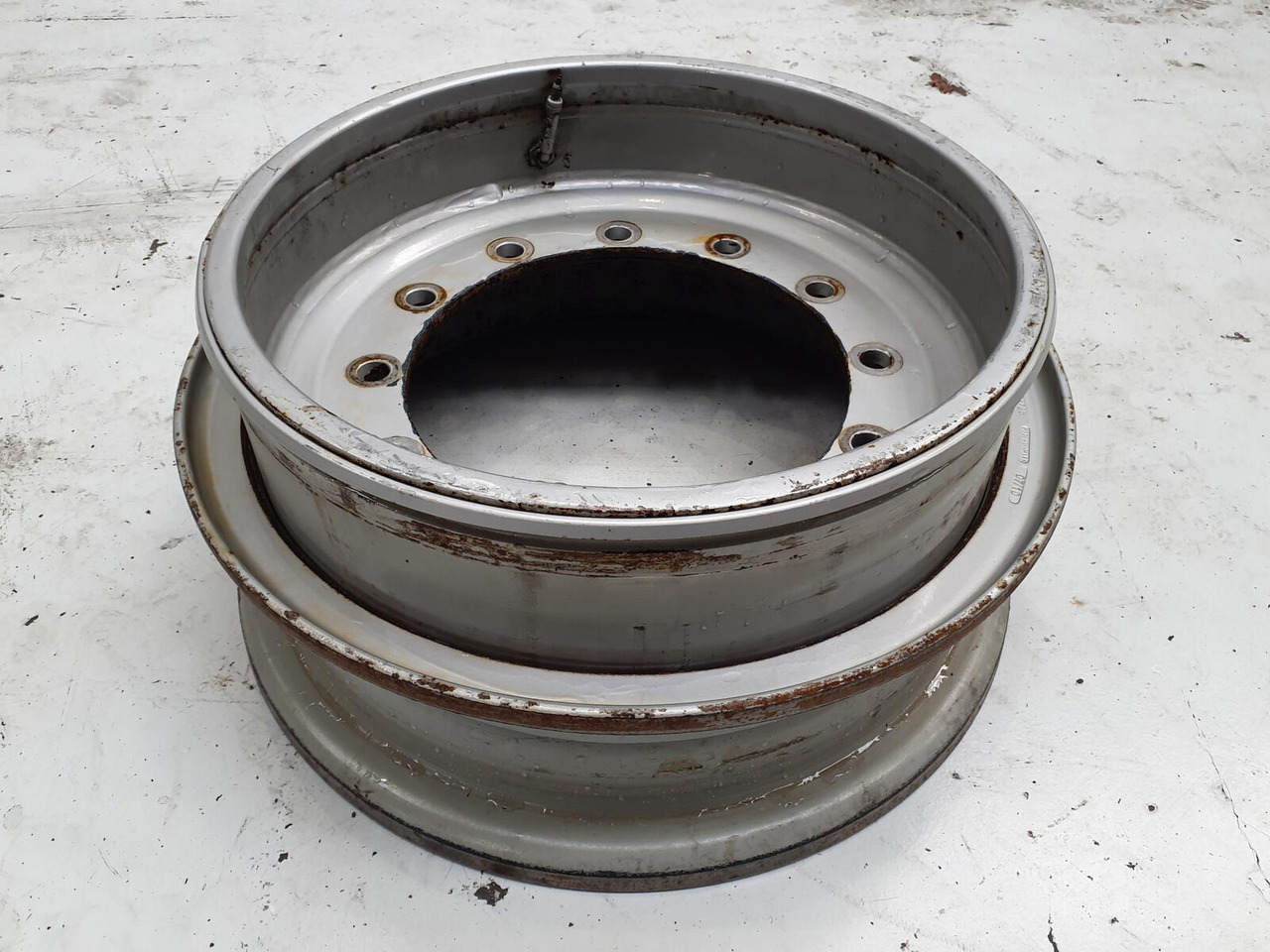 Grove Rim 445/95R25 12 14.5 3p - Колесный диск для Кранов: фото 1 Grove Rim 445/95R25 12 14.5 3p - Колесный диск для Кранов: фото 1