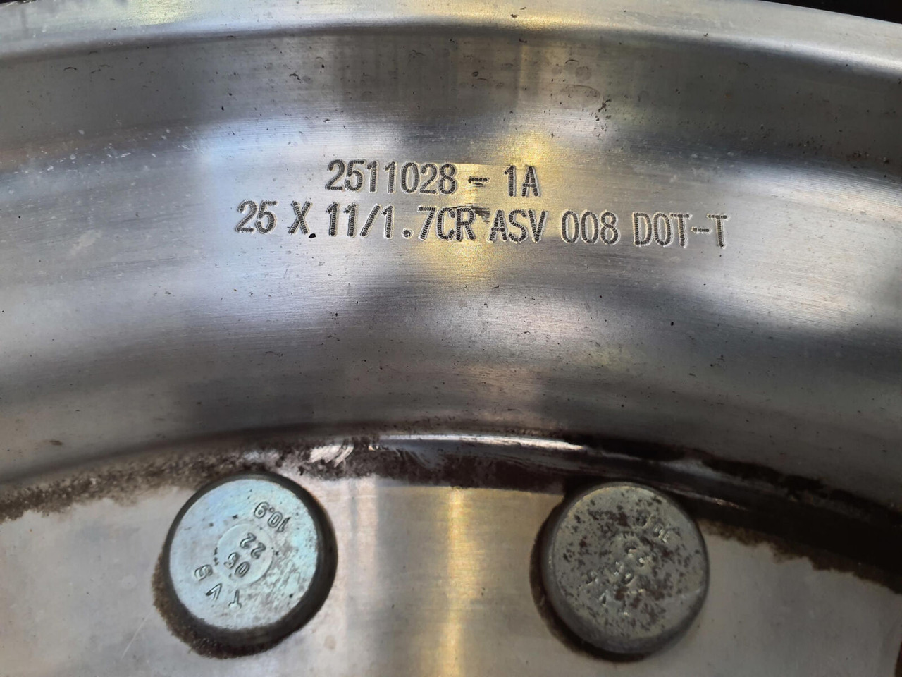 Grove Wheel 445/95R25 12 9 2p alu - Колесо для Кранов: фото 4 Grove Wheel 445/95R25 12 9 2p alu - Колесо для Кранов: фото 4